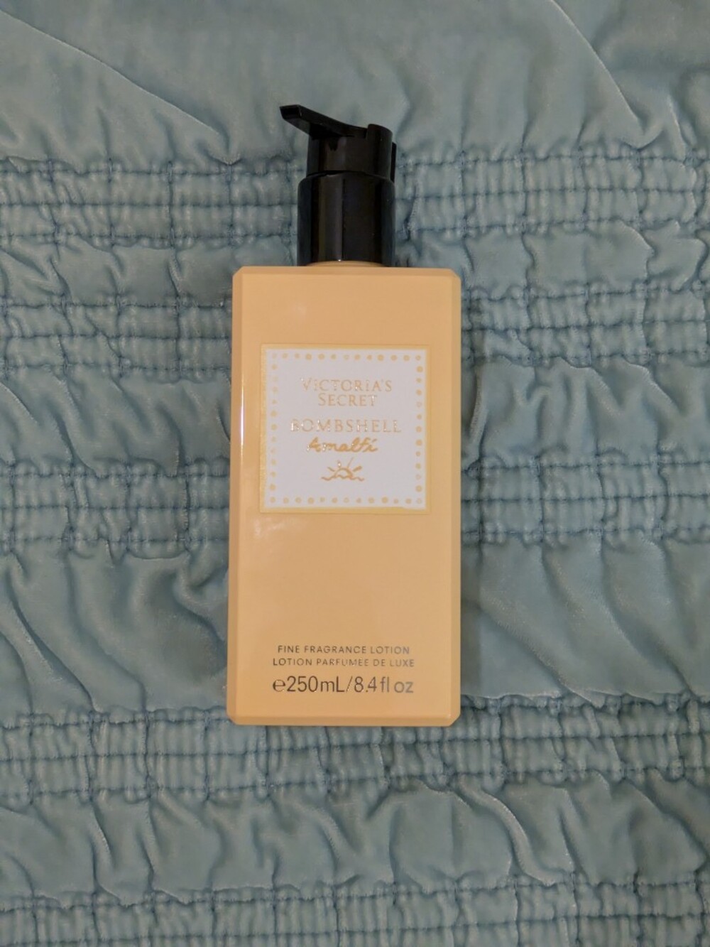 Victoria's Secret Bombshell Amalfi fine fragrance lotion